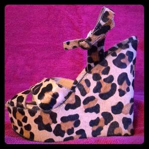 Leopard printed cow hair.